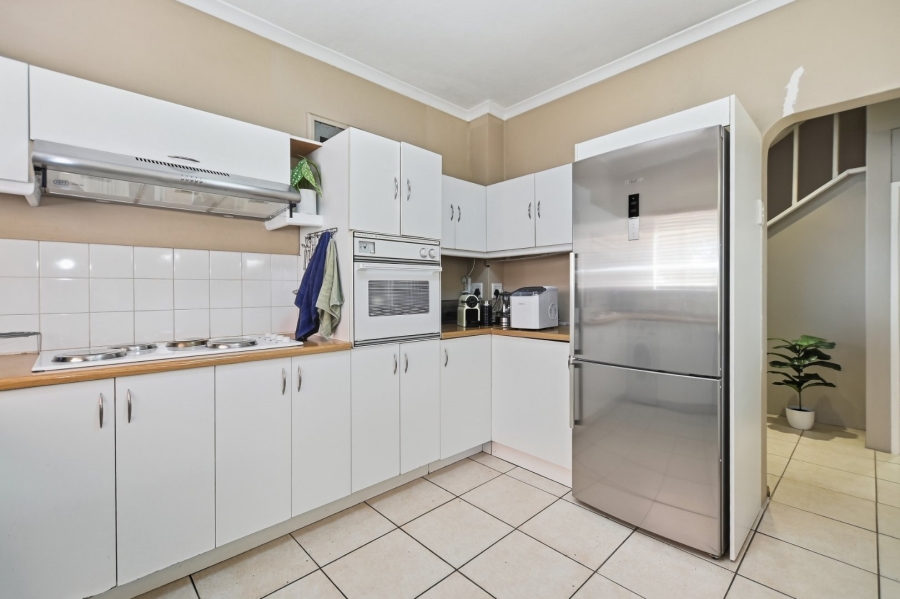 3 Bedroom Property for Sale in Table View Western Cape